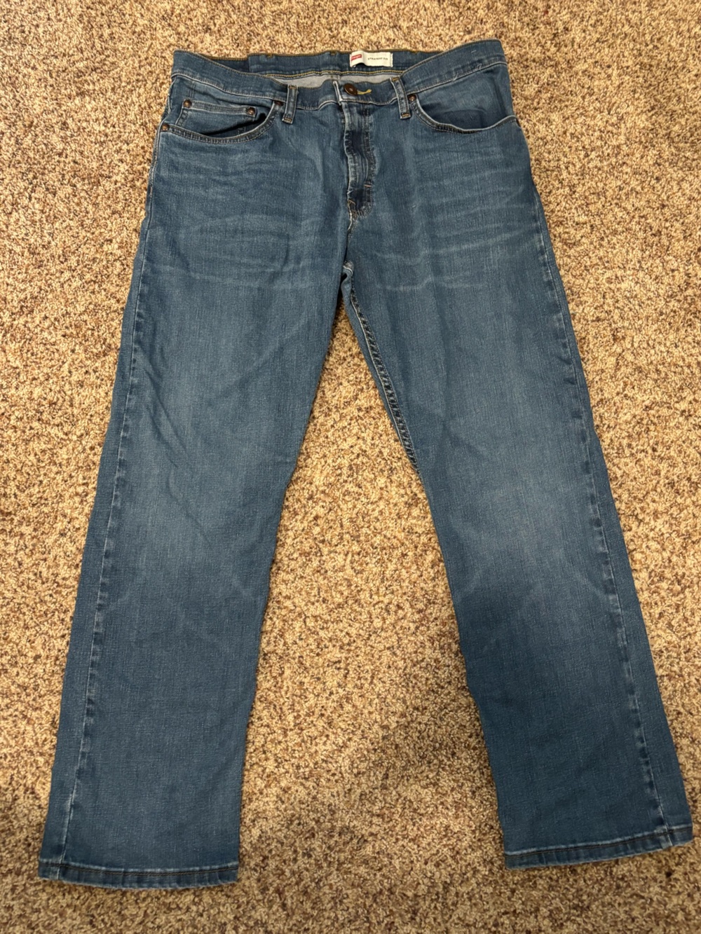 Wrangler Men's Straight-Leg Denim Jeans in Blue